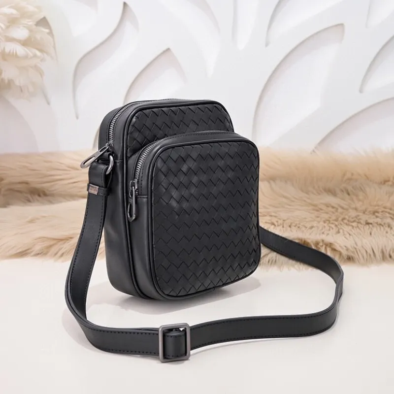 All categories 💚 Top version men’s bags 💚 BV 2024 new BV crossbody bag